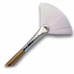 Royal Langnickel Snowhite Taklon Brush - Short Handle, Fan #2