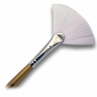 Royal Langnickel Snowhite Taklon Brush - Short Handle, Fan #6